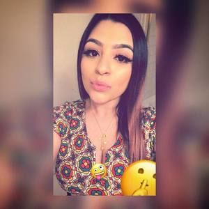 Meet your Posher, Esperanza